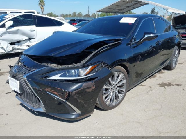 58AD21B12LU008125 Lexus ES 300H