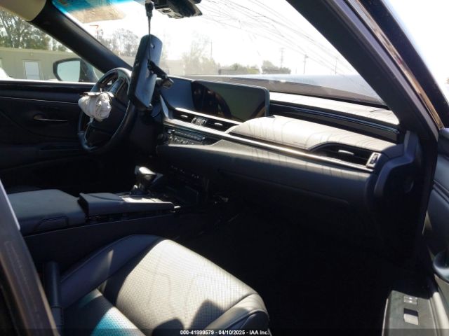 58AD21B12LU008125 Lexus ES 300H