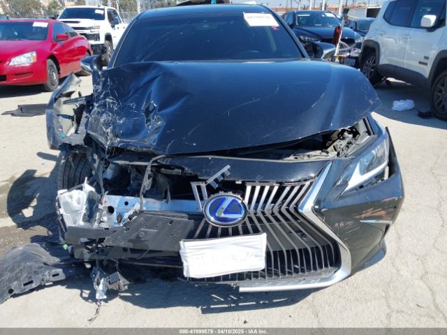 58AD21B12LU008125 Lexus ES 300H