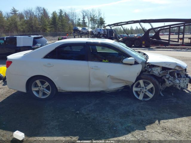 4T1BF1FK2EU366432 Toyota CAMRY SE