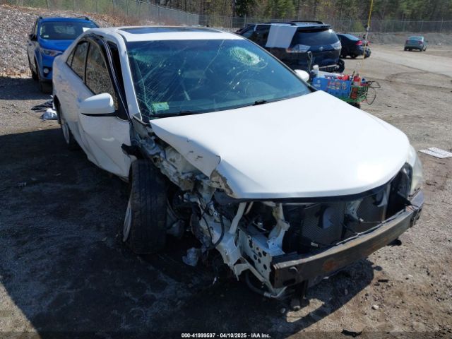 4T1BF1FK2EU366432 Toyota CAMRY SE
