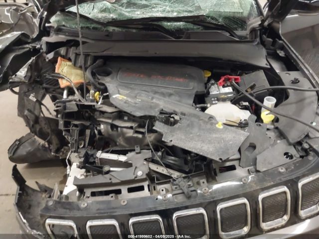 3C4NJDCBXNT144690 Jeep Compass Limited 4x4