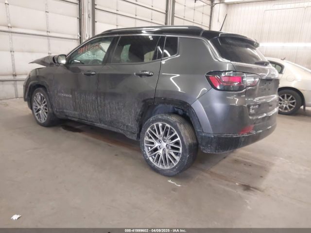 3C4NJDCBXNT144690 Jeep Compass Limited 4x4