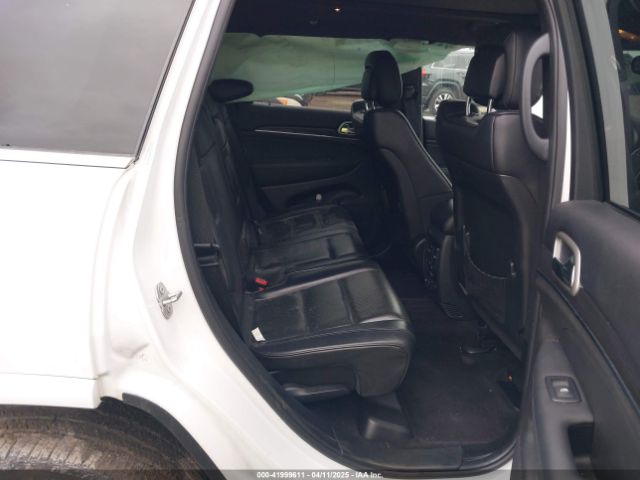 1C4RJFCG2JC355512 Jeep Grand Cherokee Overland 4x4