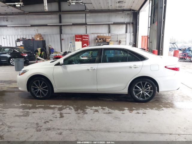 4T1BF1FK6HU387028 Toyota CAMRY XSE