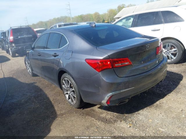 2018 ACURA TLX 19UUB2F36JA009856 Photo 2