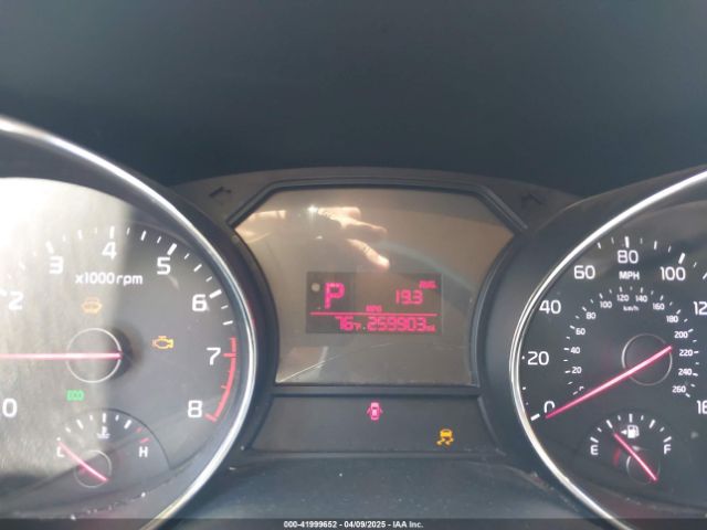KNDMB5C10G6115377 KIA SEDONA LX