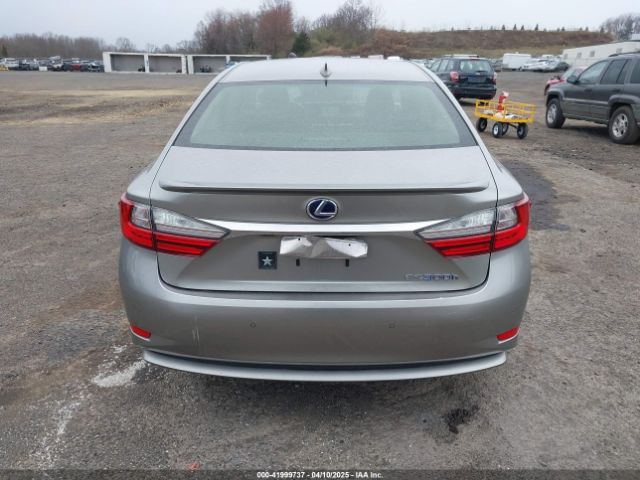 JTHBW1GG2H2147869 Lexus ES 300H