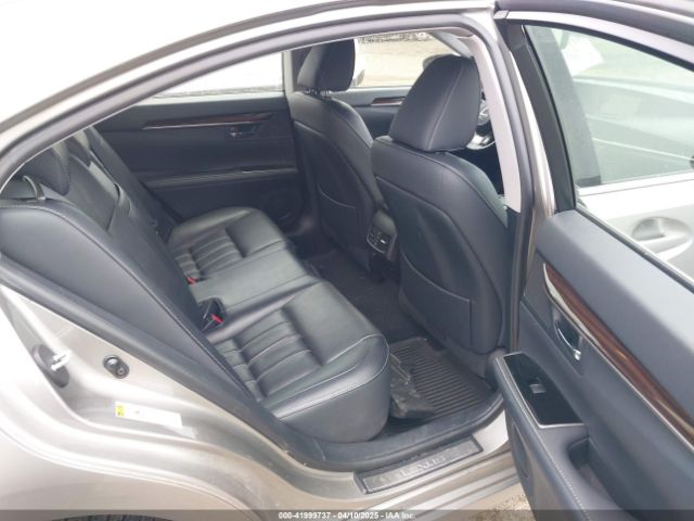 JTHBW1GG2H2147869 Lexus ES 300H