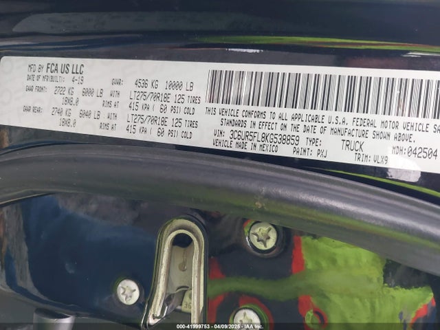 RAM 2019 2019 3C6UR5FL8KG538859 Image 9