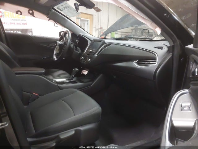 1G1ZE5ST0HF119276 Chevrolet MALIBU 1LT