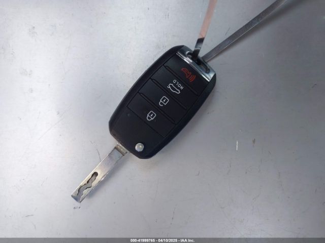 5XXGT4L31JG239754 KIA Optima Lx