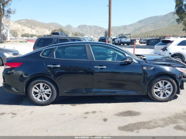 5XXGT4L31JG239754 KIA Optima Lx