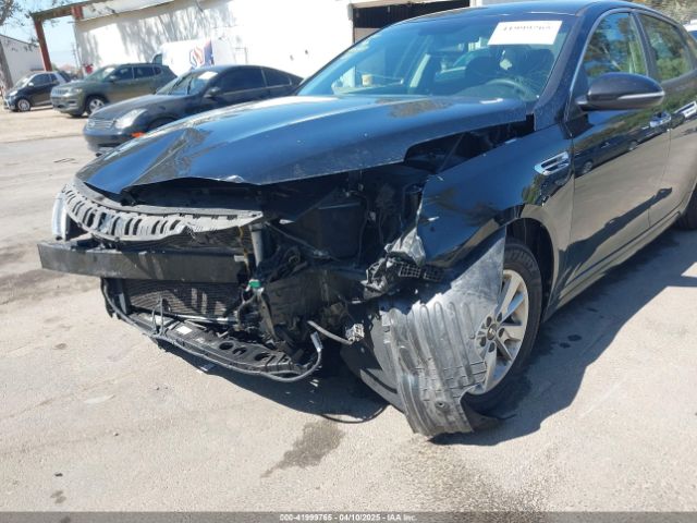 5XXGT4L31JG239754 KIA Optima Lx