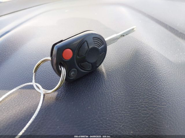1FADP3E25EL330544 Ford FOCUS S