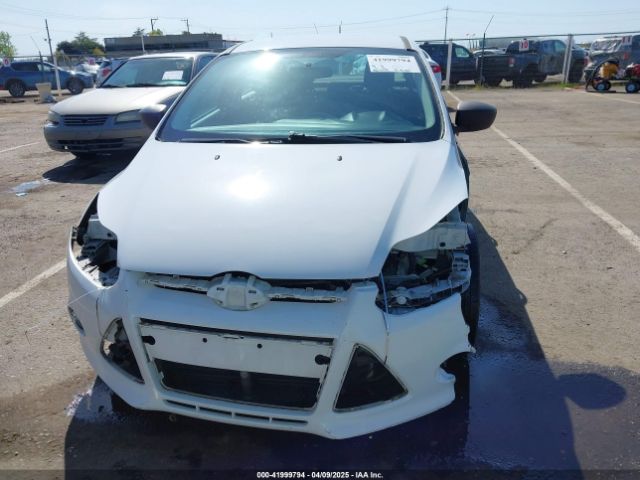 1FADP3E25EL330544 Ford FOCUS S