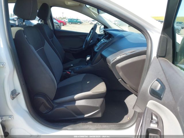 1FADP3E25EL330544 Ford FOCUS S