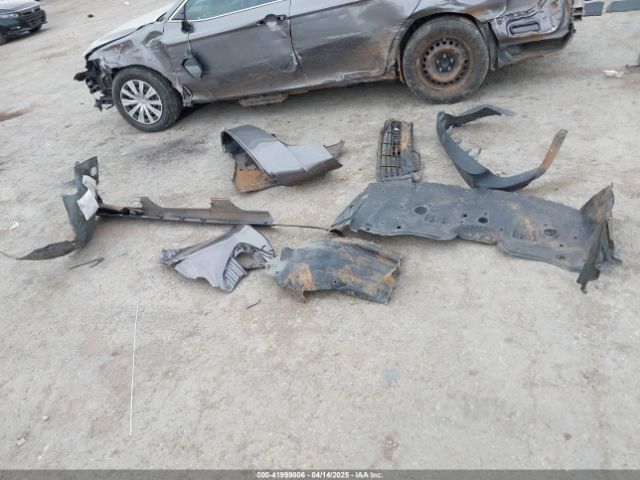 4T1B11HK9JU075805 Toyota CAMRY L