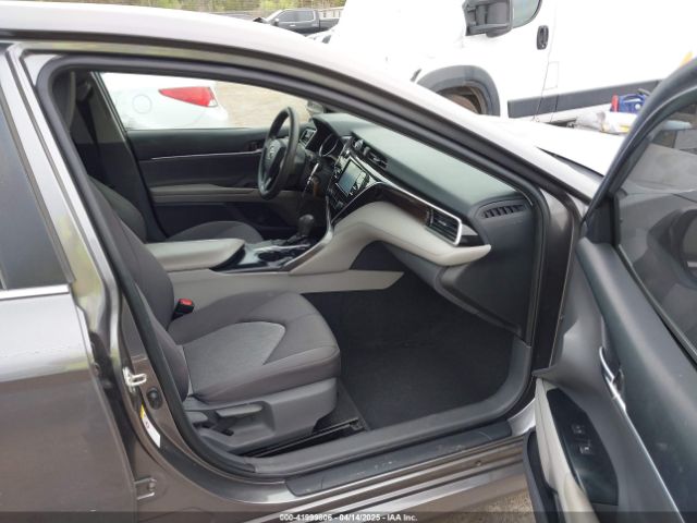 4T1B11HK9JU075805 Toyota CAMRY L