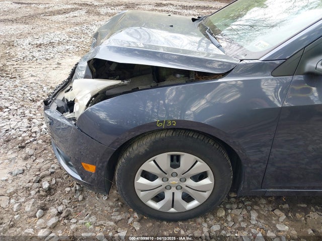 1G1PA5SHXE7345426 Chevrolet Cruze Ls Auto