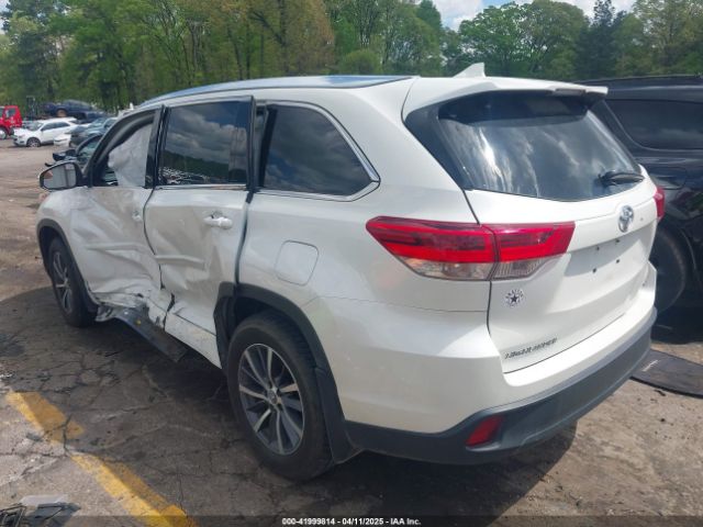5TDKZRFH1HS518921 Toyota Highlander Xle