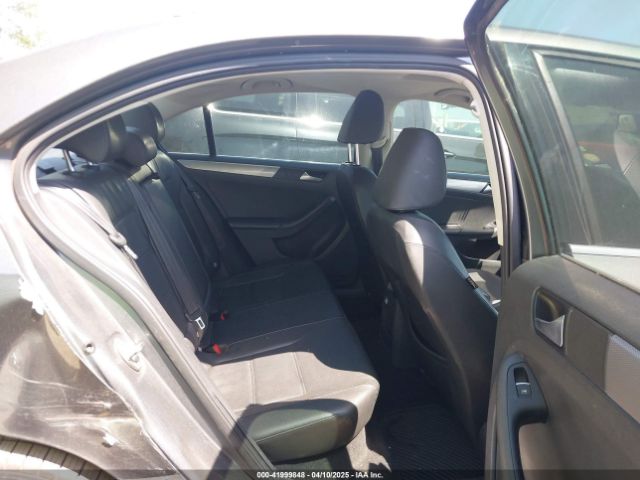 3VWD17AJ7FM225100 Volkswagen Jetta 1.8t Se