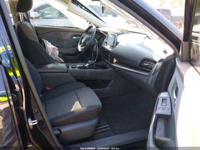 5N1BT3BB2NC691761 Nissan Rogue Sv Intelligent Awd