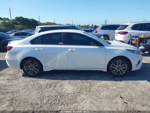 3KPF54ADXRE714906 KIA Forte Gt-line