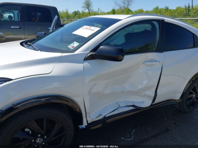 3CZRU5H11NM709864 Honda Hr-v 2wd Sport