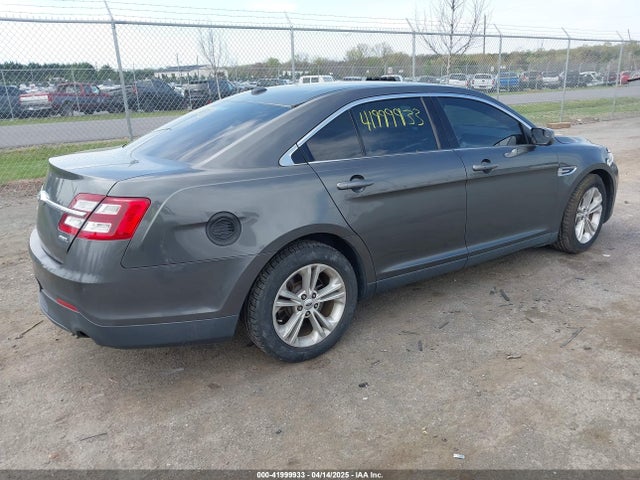 1FAHP2E83GG148773 Ford TAURUS SEL