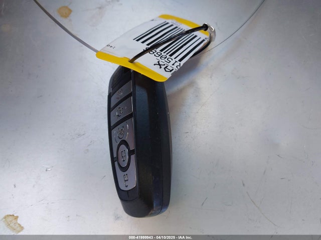 3FA6P0HD9HR150686 Ford FUSION SE