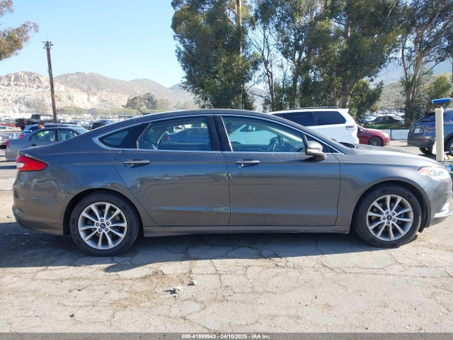 3FA6P0HD9HR150686 Ford FUSION SE