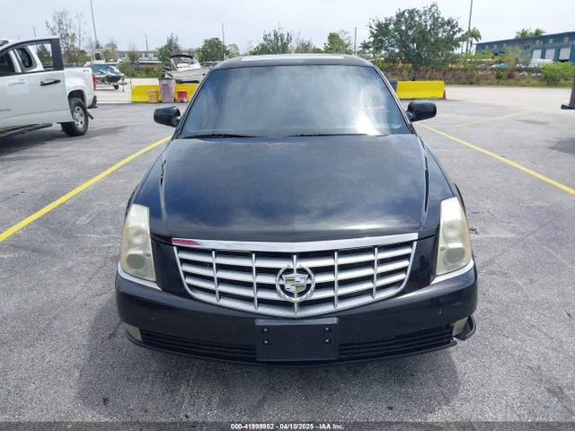 2010 CADILLAC DTS 1G6KD5EY8AU106072 Photo 5