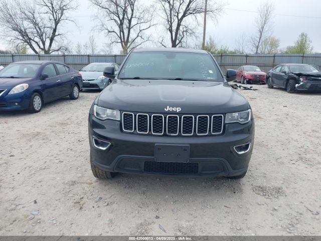 1C4RJFAG1HC962725 Jeep Grand Cherokee Laredo 4x4
