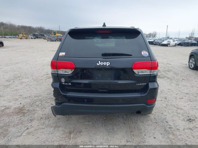 1C4RJFAG1HC962725 Jeep Grand Cherokee Laredo 4x4