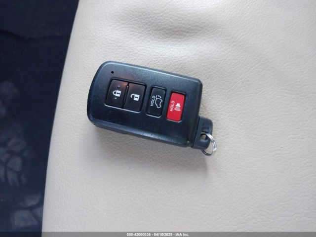 2T3YFREV2EW125272 Toyota Rav4 Limited