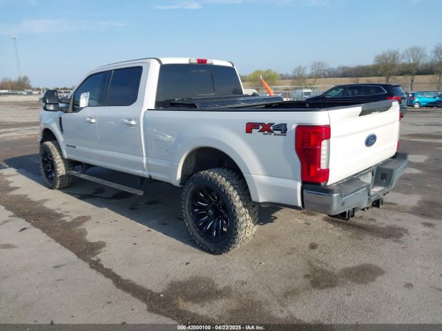 1FT7W2BT2KEC22660 Ford F-250 Lariat