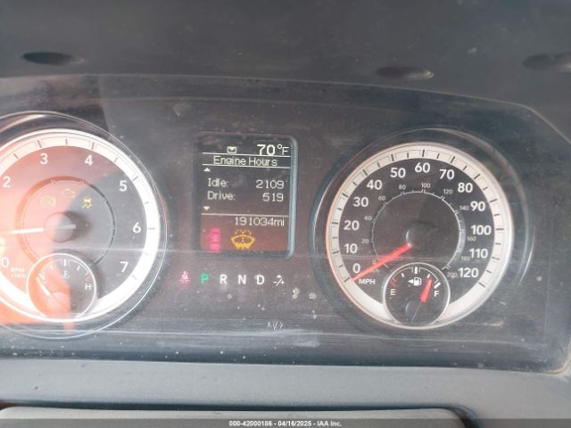1C6RR7KG8KS520218 RAM 1500 Classic Tradesman  4x4 5'7 Box