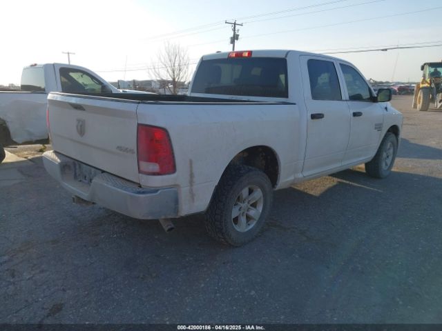 1C6RR7KG8KS520218 RAM 1500 Classic Tradesman  4x4 5'7 Box