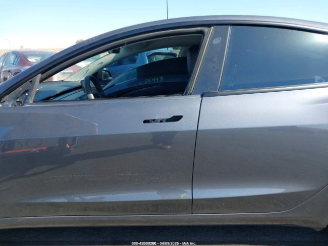 5YJ3E1EA2PF640289 Tesla MODEL 3
