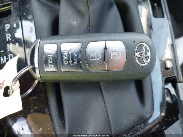 3MYDLBYV9JY316736 Toyota YARIS IA