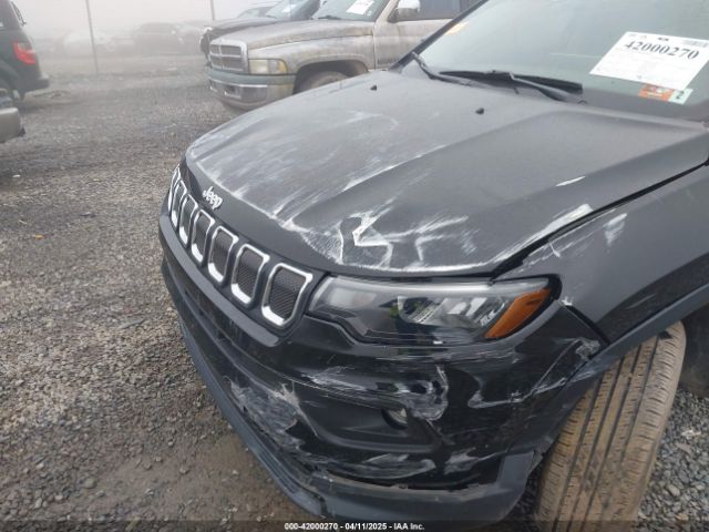 3C4NJDBB1NT216183 Jeep Compass Latitude 4x4