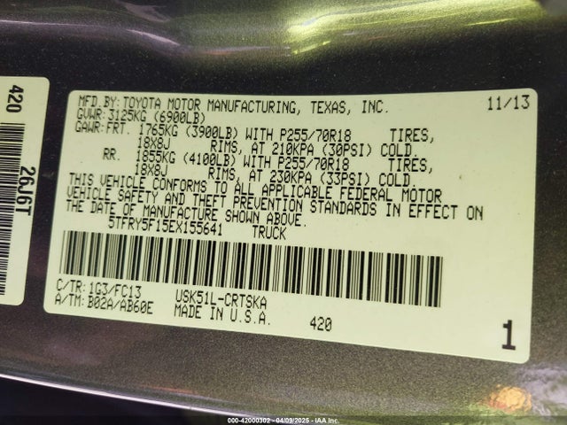 5TFRY5F15EX155641 Toyota Tundra Sr5 5.7l V8