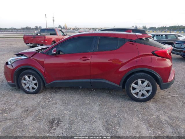 NMTKHMBX1KR070401 Toyota C-HR LE