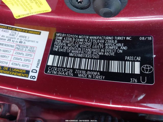 NMTKHMBX1KR070401 Toyota C-HR LE