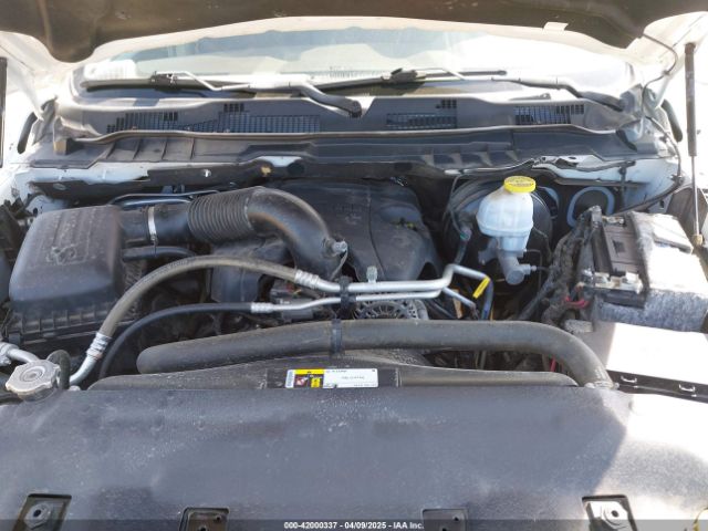 1C6RR7GTXKS587196 RAM 1500 Classic Slt  4x4 6'4 Box