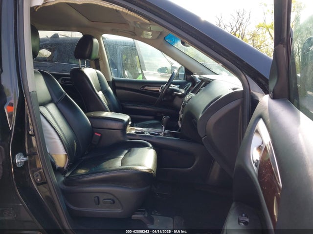 5N1AR2MNXGC663656 Nissan Pathfinder Sl