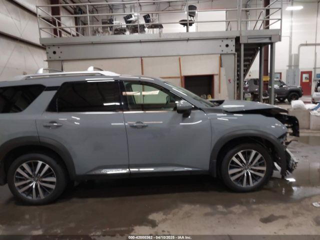 5N1DR3DK7NC269943 Nissan Pathfinder Platinum 4wd
