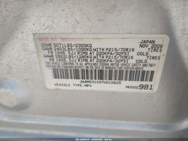 2007 MITSUBISHI OUTLANDER JA4MS31X37U010625 Photo 8