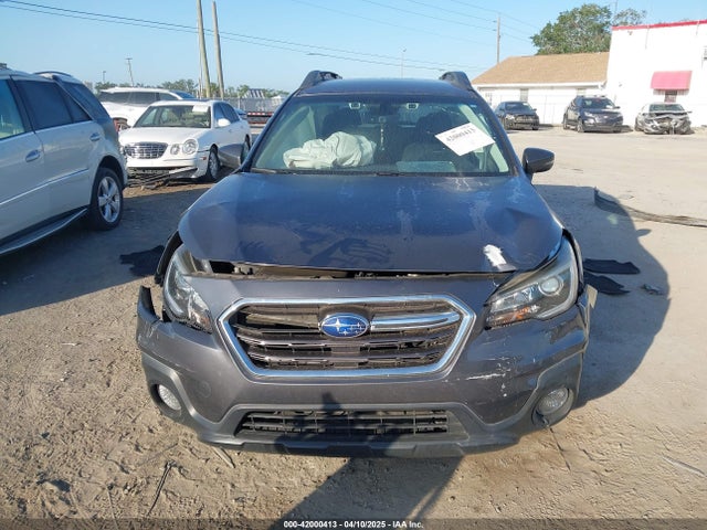 Subaru Outback 2.5i Premium 2018 4S4BSAFC5J3229361 Image 12